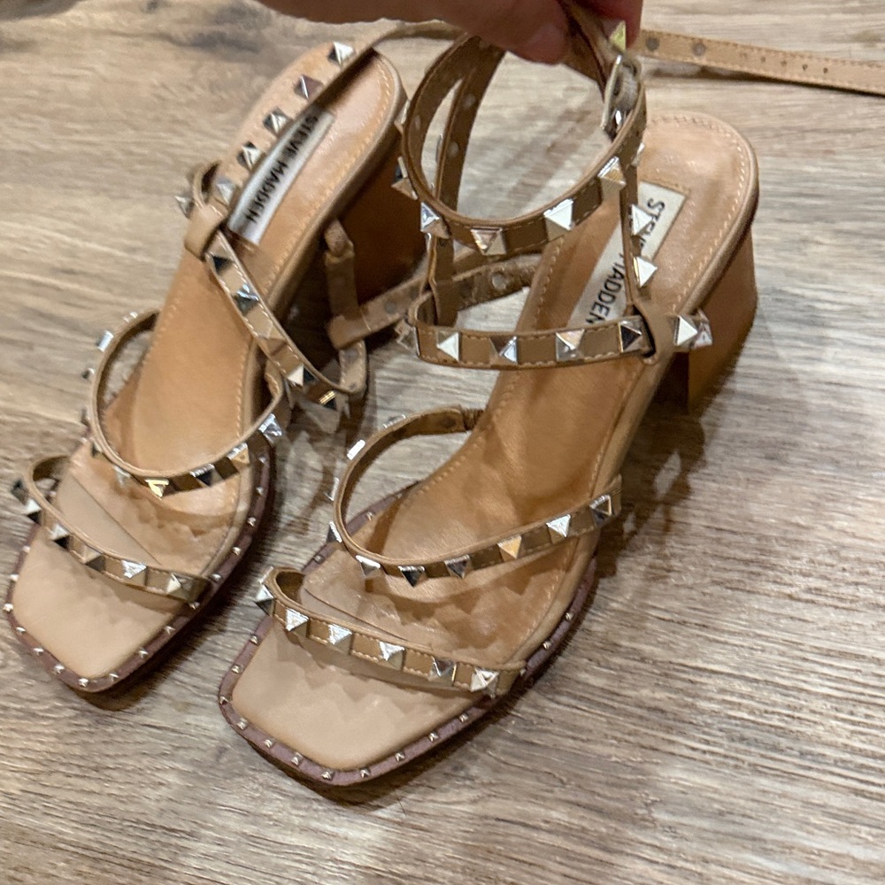 Steve Madden Beige Studded Heels